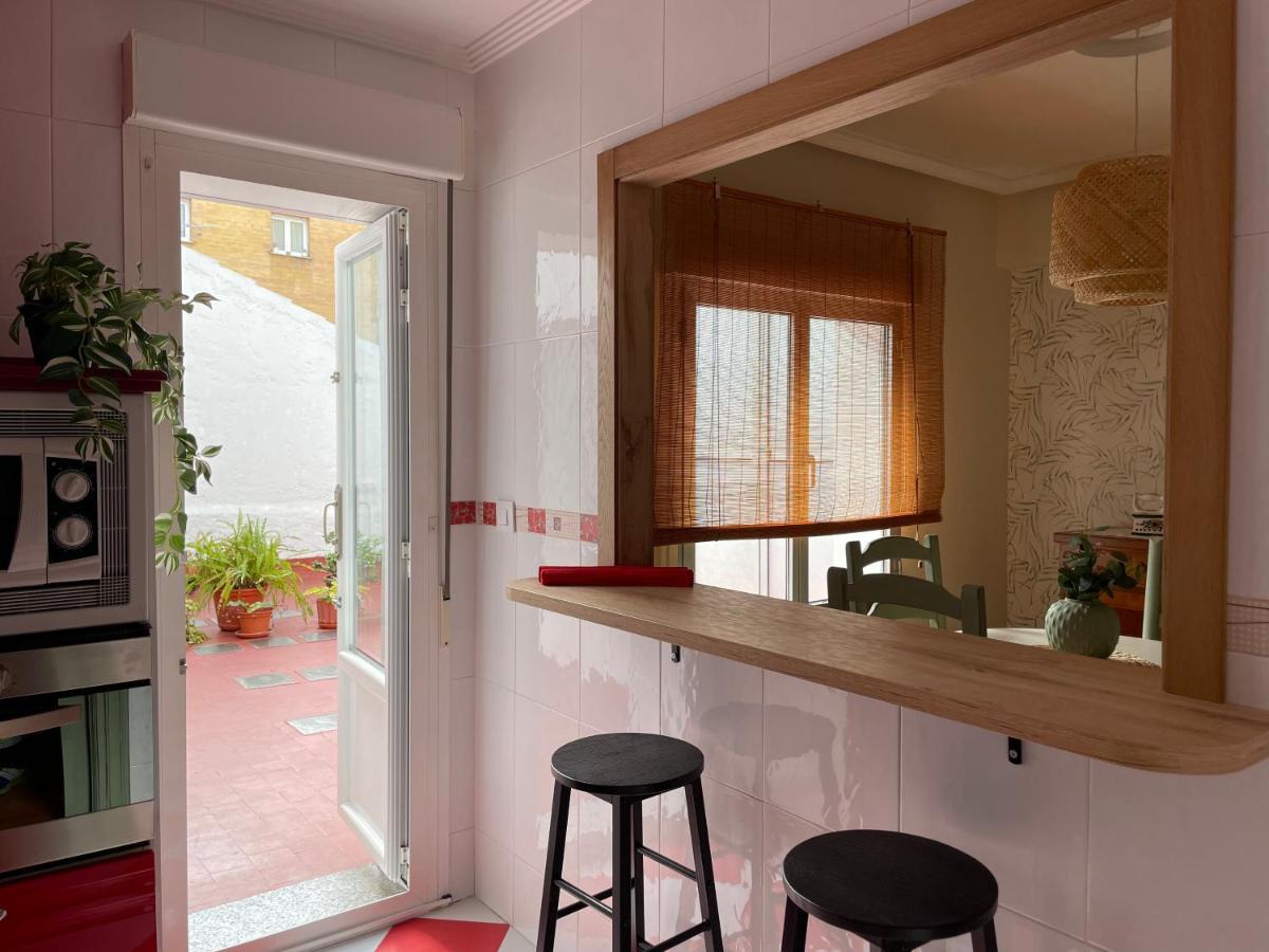 Como Una Casa De Campo En La Ciudad, Con Patio -Parking Gratis Gijon Exterior photo