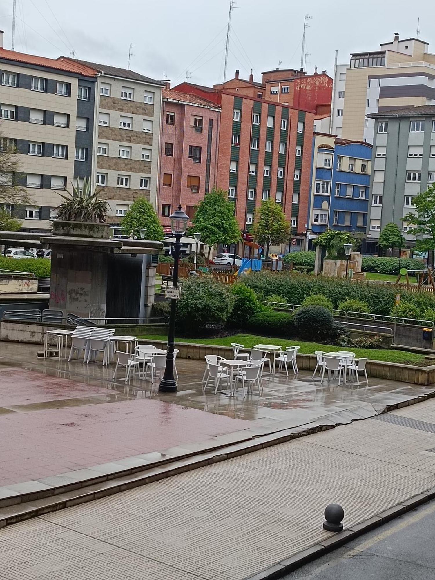 Como Una Casa De Campo En La Ciudad, Con Patio -Parking Gratis Gijon Exterior photo